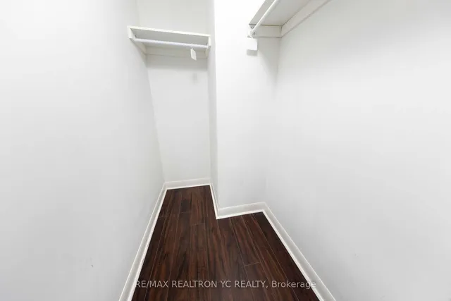 Additional image 10 of 375 King St Unit 1403