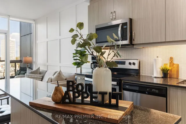 Additional image 9 of 1486 Bathurst St Unit 404