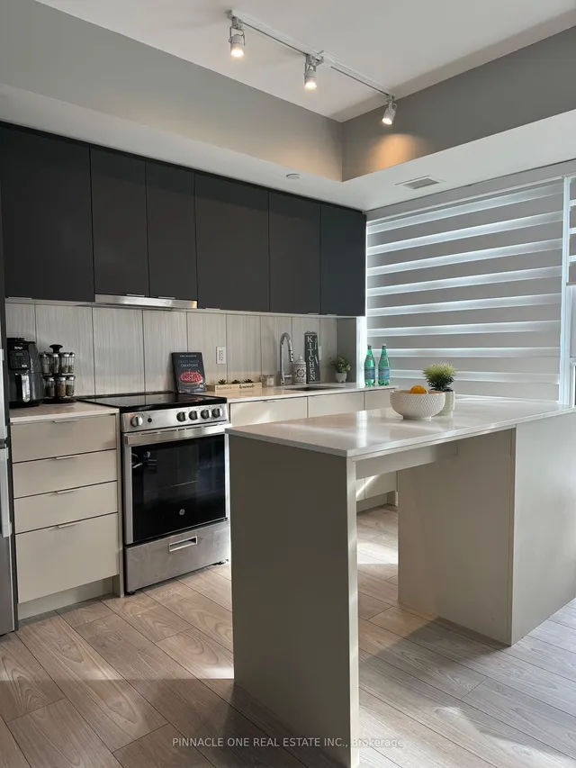 Additional image 3 of 8 Tippett Rd Unit 321