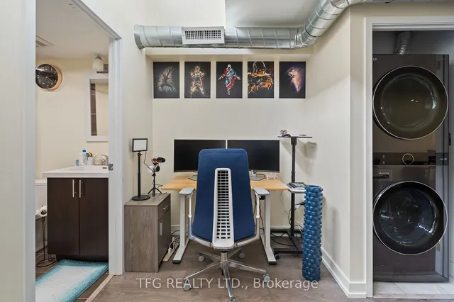 Additional image 13 of 1410 Dupont St Unit 318