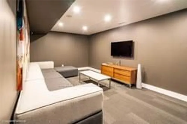 Additional image 13 of 68 Merton St Unit 204