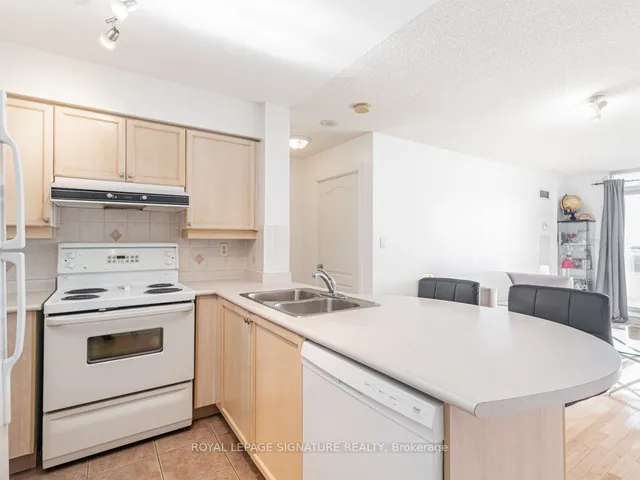 Additional image 11 of 1 Rean Dr Unit 909