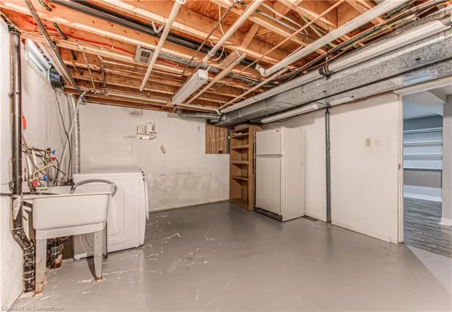 Additional image 6 of 28 Underhill Cres Unit 11