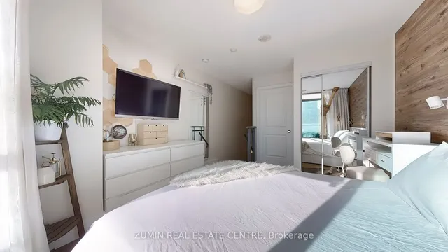 Additional image 13 of 50 Lynn Williams St Unit 411