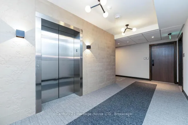 Additional image 7 of 741 King St Unit 301