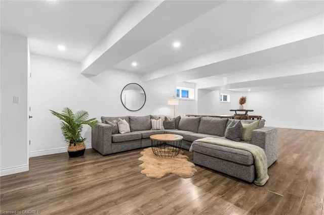 Additional image 38 of 985 Audrey Pl