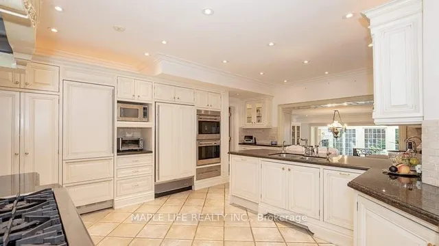 Additional image 7 of 11 Dewbourne Ave