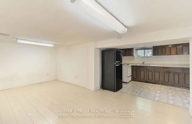 Additional image 12 of 777 Birchmount Rd