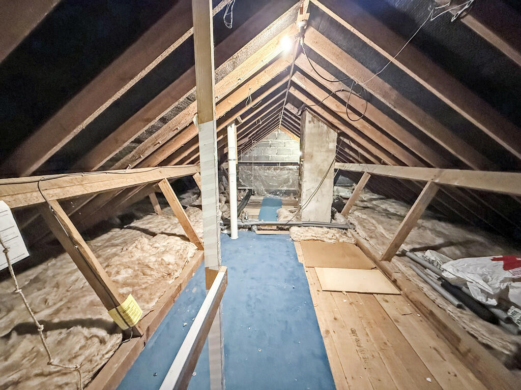 Additional image 11 of Field Close, Westbury