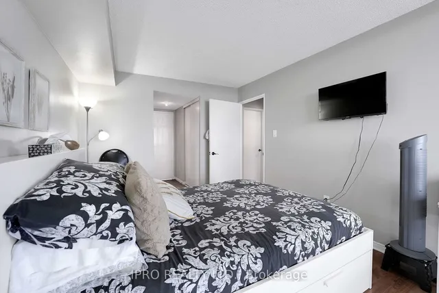 Additional image 13 of 410 Mclevin Ave Unit 1811