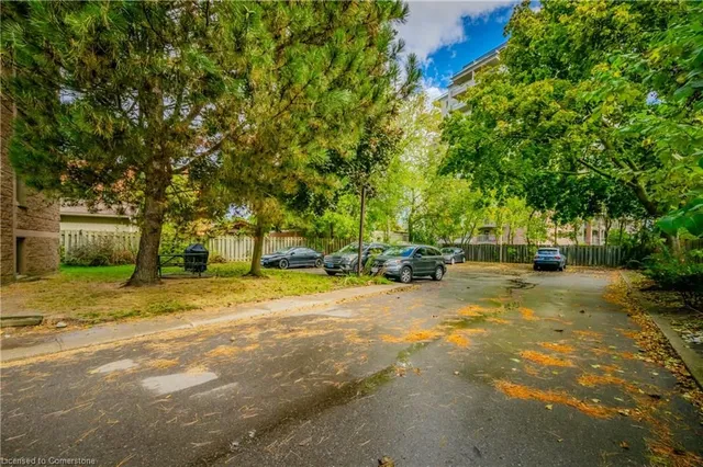 Additional image 36 of 181 David St Unit 4A