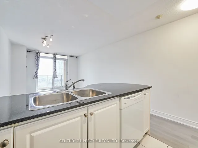 Additional image 10 of 18 kenaston Gdns Unit 906