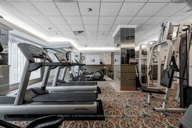 Additional image 37 of 18 Hollywood Ave Unit 401