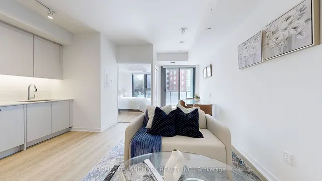 Additional image 7 of 250 Lawrence Ave Unit 317