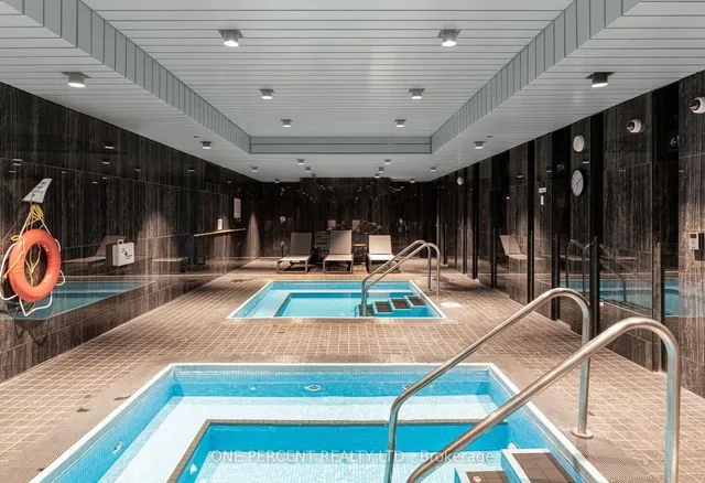 Additional image 30 of 2221 Yonge St Unit 3711