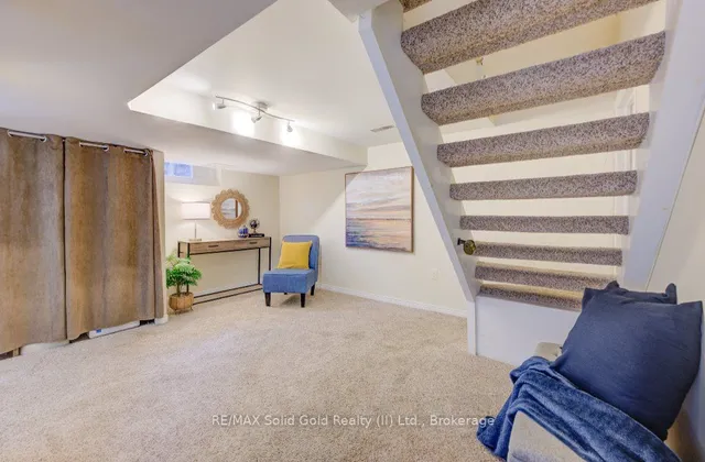 Additional image 20 of 142 Spadina Rd