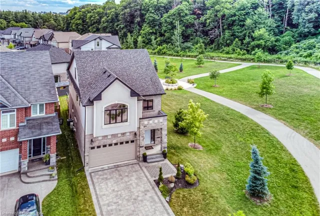 Additional image 43 of 338 Moorlands Cres