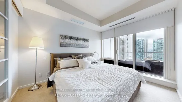 Additional image 14 of 180 University Ave Unit 2803