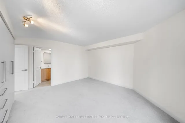 Additional image 16 of 1055 Bay St Unit 1605