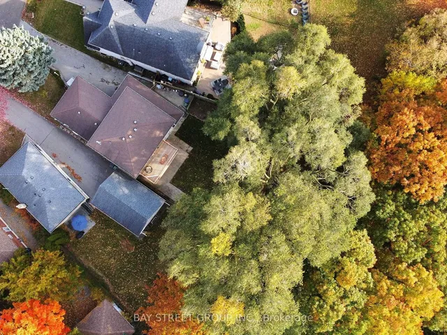 Additional image 26 of 45 Enfield Ave