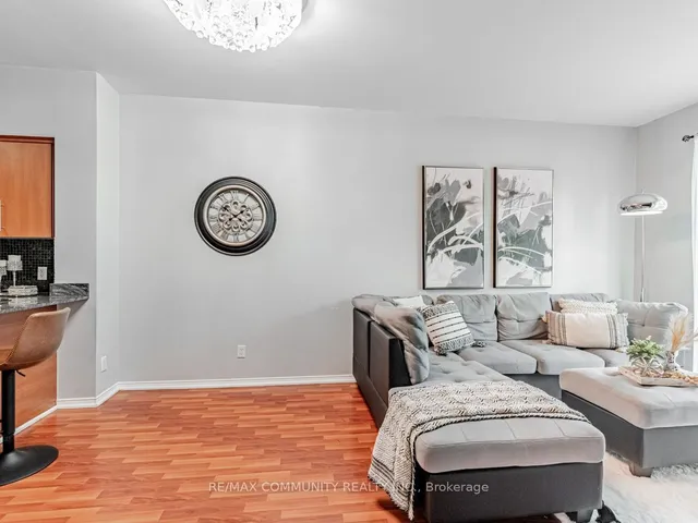 Additional image 15 of 8 Rosebank Dr Unit A