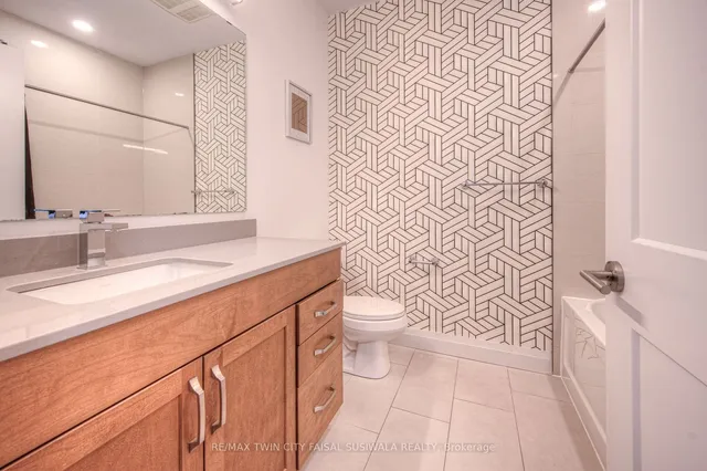 Additional image 14 of 399 QUEEN St Unit 202