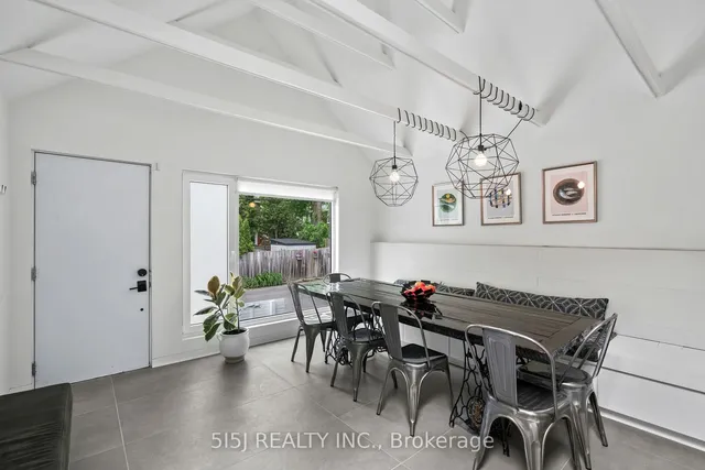 Additional image 5 of 421 Craven Rd