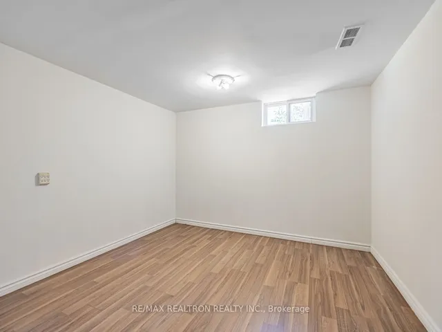 Additional image 26 of 50 Breadner Dr