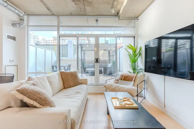 Additional image 4 of 66 Portland St Unit 212