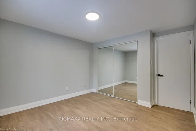 Additional image 14 of 813 Fairway Cres