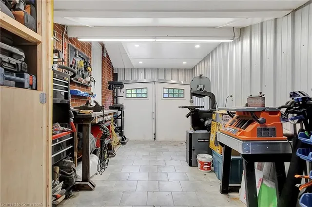 Additional image 33 of 87 Simeon St