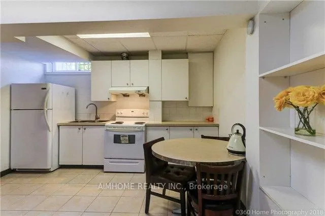 Additional image 30 of 53 Wayside Ave