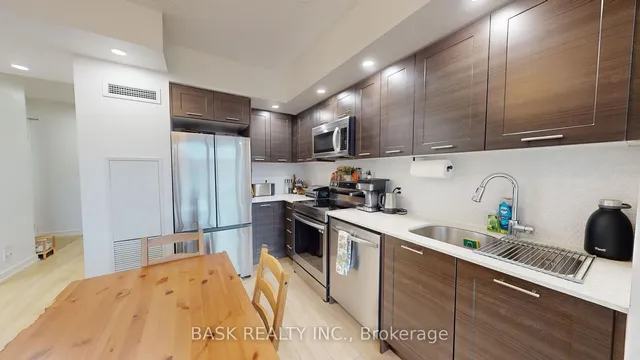 Additional image 8 of 2220 Lake Shore Blvd Unit 406