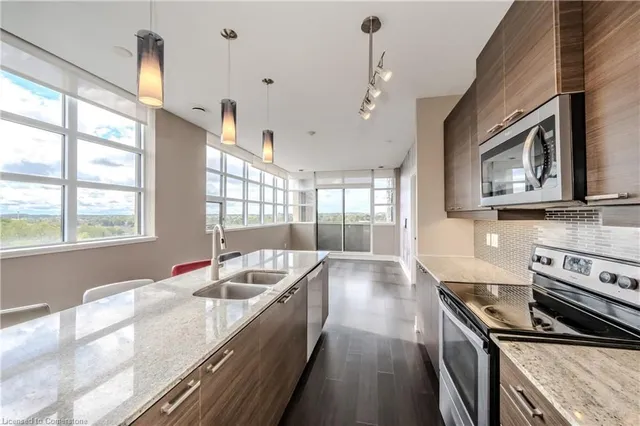 Additional image 23 of 112 Benton St Unit 604