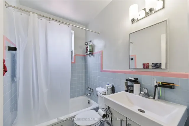 Additional image 19 of 1357/59 Davenport Rd