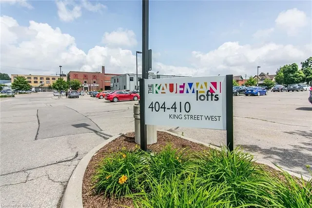 Additional image 37 of 404 King St Unit 117