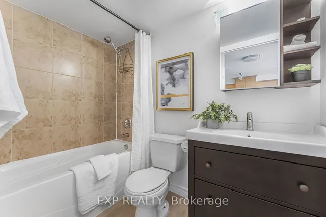 Additional image 18 of 8 Rosebank Dr Unit 7i