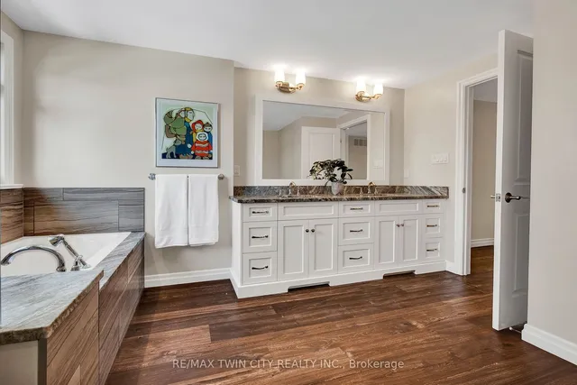 Additional image 23 of 7 Huntley Cres