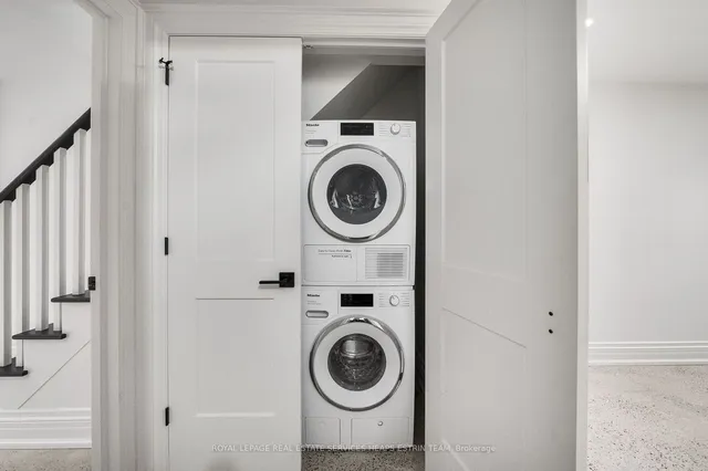 Additional image 35 of 11 Ottawa St