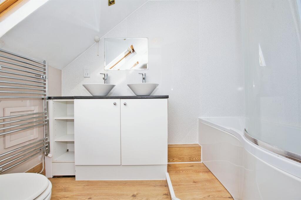 Additional image 12 of Grove Avenue, Yeovil