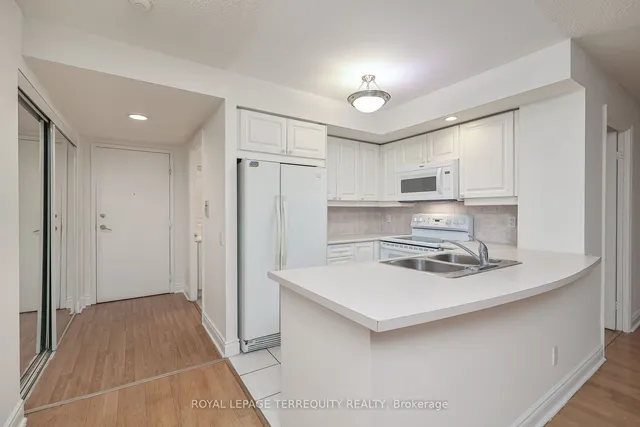 Additional image 8 of 5 Northtown Way Unit 706