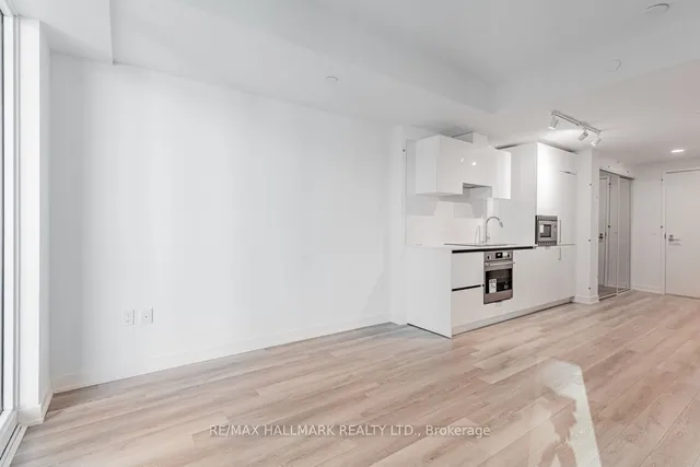 Additional image 15 of 230 Simcoe St Unit 2411