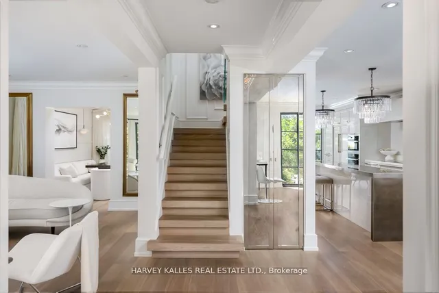 Additional image 3 of 90 Chatsworth Dr