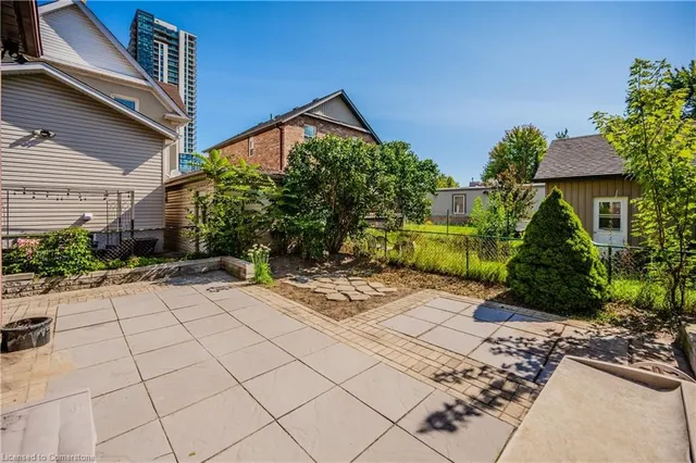 Additional image 38 of 7 Richmond Ave