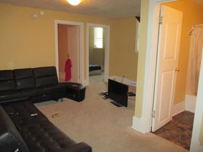 Additional image 4 of C-290 Beverley Street