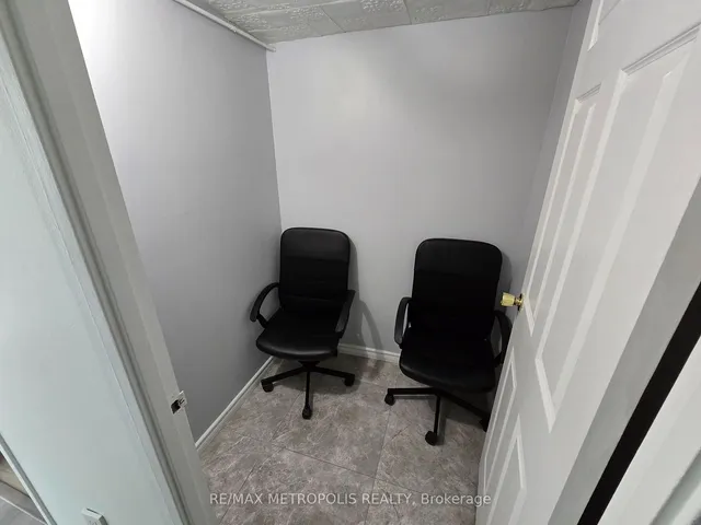 Additional image 37 of 1701 Mccowan Rd Unit 107