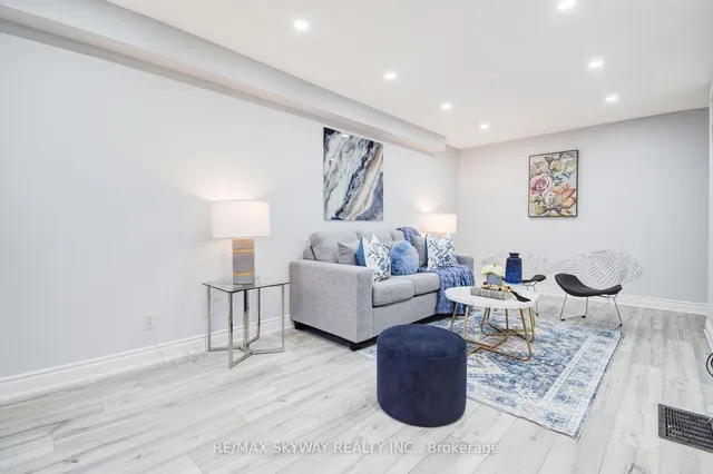 Additional image 8 of 445 Pioneer Dr Unit 5