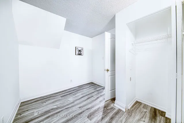 Additional image 11 of 98 Strachan Ave Unit 614