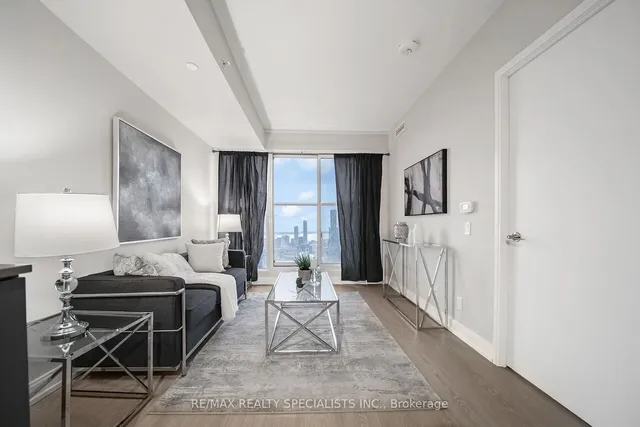 Additional image 17 of 181 Dundas St Unit 4909