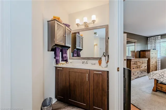 Additional image 25 of 181 David St Unit 4A